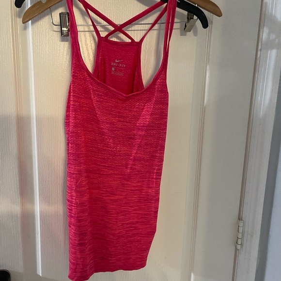 Nike Tops - Nike Women's Bright Pink Tank Top